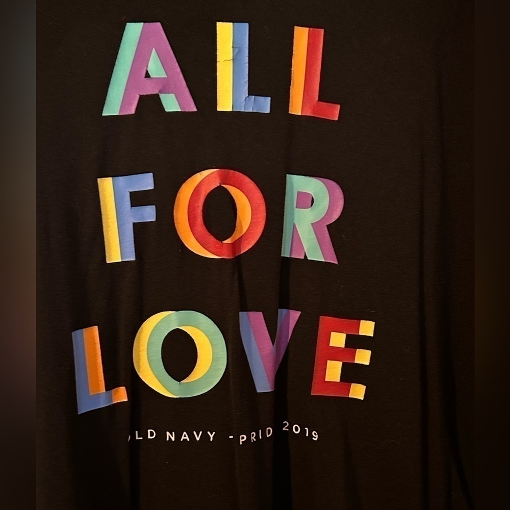 Old Navy 2019 Pride Tee - Picture 2 of 4